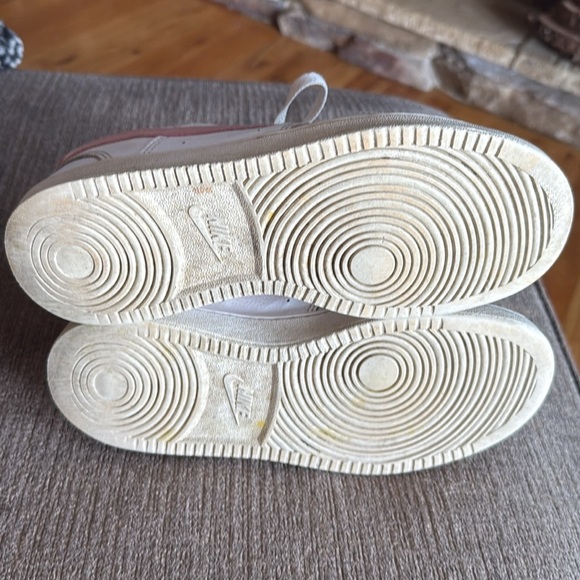 Nike Court Vision Sneakers, Women’s size 7.5, White &  Pink, PreOwned - Picture 7 of 16